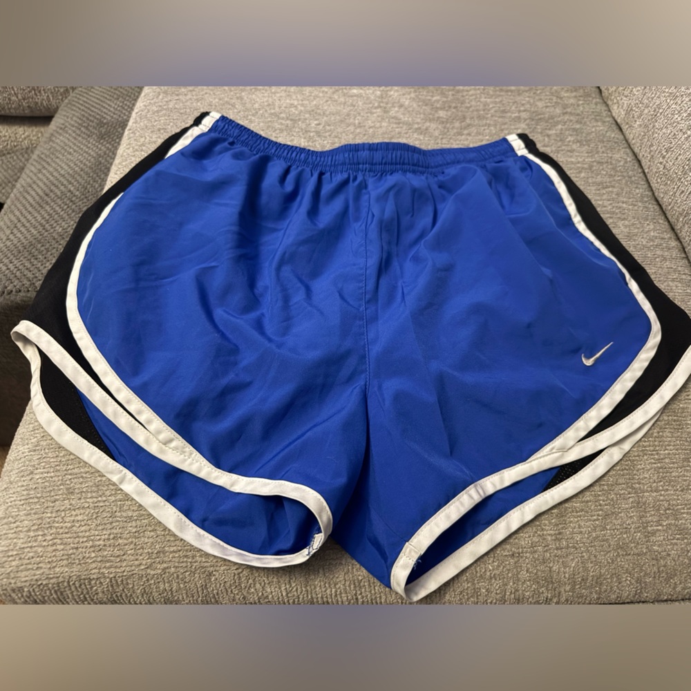 Nike Women's Royal Blue and Black Shorts Medium